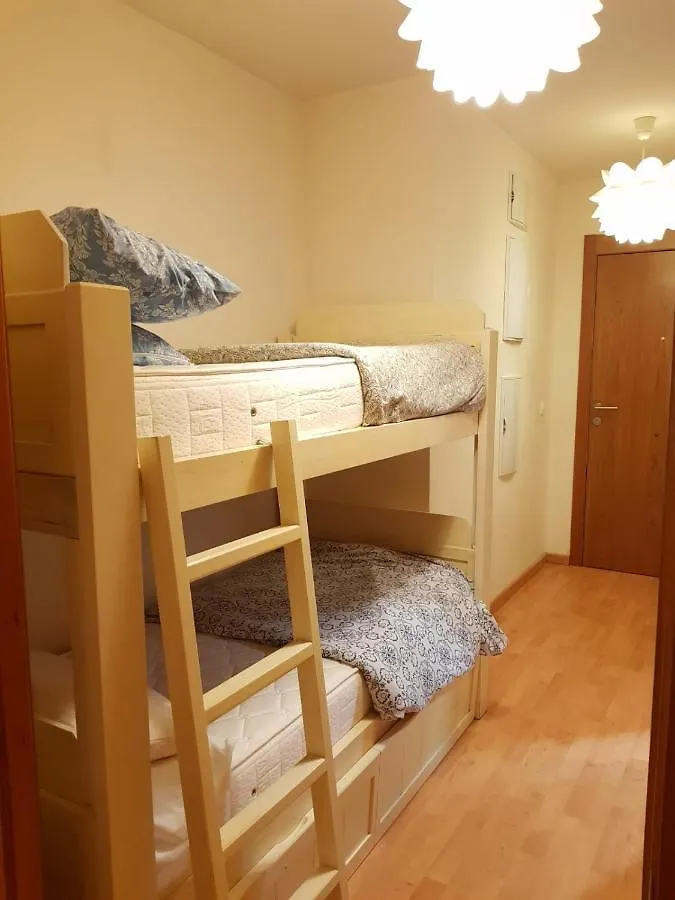 Serraneu Zona Media Erb Alojamientos Σιέρρα Νεβάδα